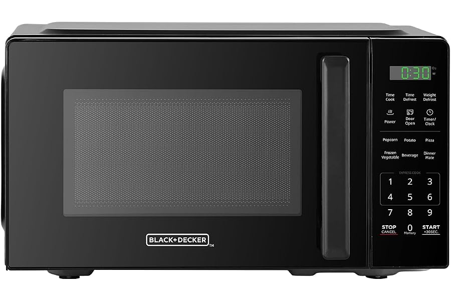 BLACK+DECKER Countertop Microwave Oven 0.7 Cu.Ft,700W,Child Safety, Black | 6 One-Touch Presets, Express Cooking, 10 Power Levels, Child Safety Lock, Easy Clean Interior