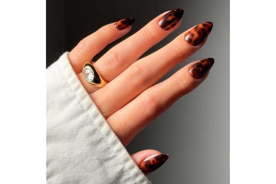 Glamnetic Glossy Main Press On Nails - Short Almond Fake Nails | 30 Pc Kit | Effortlessly chic press on nails for women. Marbled glue-on set. Waterproof, chip-resistant, up to 2 weeks wear