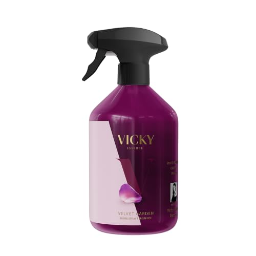 VICKY ESSENCE HOME SPRAY Ambientador de Hogar Velvet Garden – Home Spray Perfumado con Flores Blancas, Cereza y Vainilla – Aroma Romántico y Acogedor – 500 ml